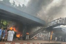 সাতসকালে ভয়াবহ অগ্নিকাণ্ড! সন্তোষপুরে পুড়ে ছাই ৬ টি দোকান, বন্ধ ট্রেন পরিষেবা