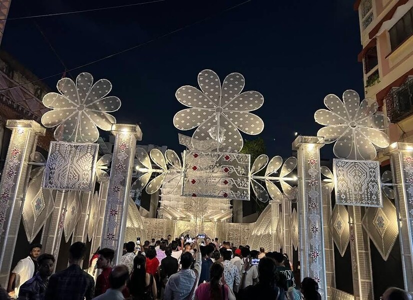 পাশাপাশি শারীরিক অসুস্থতা দেখা দিলে দ্রুত চিকিৎসার জন্য আইএলএস হসপিটাল, ড্যাফোডিল হসপিটাল, টিউলিপ নার্সিংহোম, রেনেসা হসপিটাল ও সাউথ দমদম মিউনিসিপ্যাল হসপিটাল নিকটেই রয়েছে। 