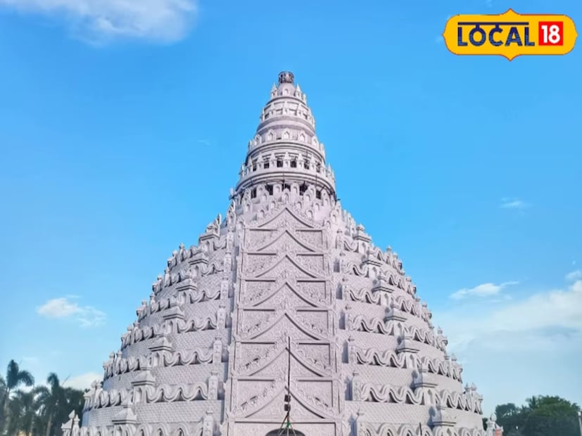 কল্যাণী আইটিআই মোড়: কল্যাণী আইটিআই মোড়ের লুমিনাস ক্লাবের পুজো প্রত্যেক বছরই থাকে খবরের শিরোনামে! কলকাতার বড় বড় পুজো গুলি কে রীতিমতো টেক্কা দেয় প্রতিবছর এই পুজো! এ বছরের দুর্গা পুজো থিম মালয়েশিয়ার সিন বিউম প্যাগোডা!