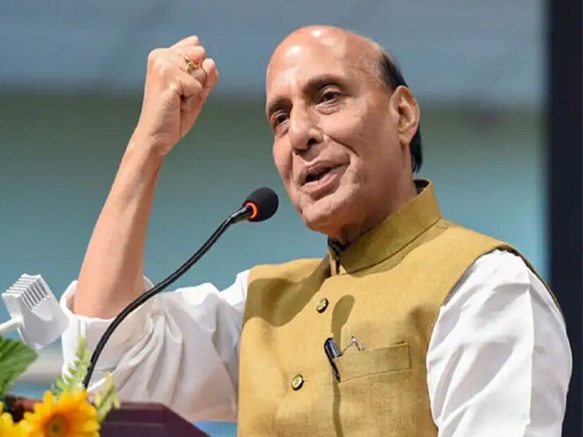 এদিন রাজনাথ বলেন, ‘‘আমি তখনই বলেছিলাম যে আমাদের আক্রমণ করে PoK দখল করতে হবে না। PoK নিজেই বলবে, ‘আমিও ভারত (ম্যায় ভি ভারত হুঁ)। সেই দিন আসবে।’’