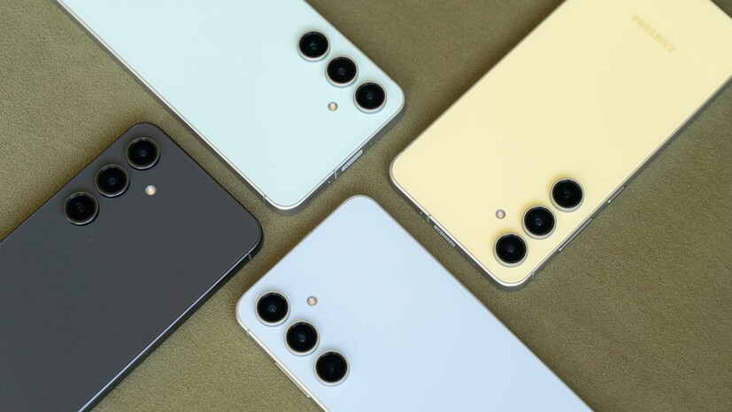 Galaxy S24 FE-তেও একই উন্নত AI অভিজ্ঞতা রয়েছে, আরও রয়েছে ৫০ মেগাপিক্সেল ক্যামেরা, ৬.৭ ইঞ্চি ডাইনামিক AMOLED 2X ডিসপ্লে, শক্তিশালী প্রসেসর এবং দীর্ঘ ব্যাটারি লাইফ।
