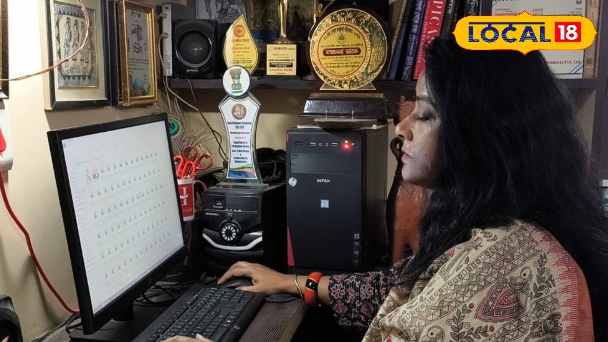 দুর্গা সম্মান ২০২৫ পাচ্ছেন বাঁকুড়ার ভূমিকন্যা সংহিতা, জানুন কেন বেছে নেওয়া হল তাকে