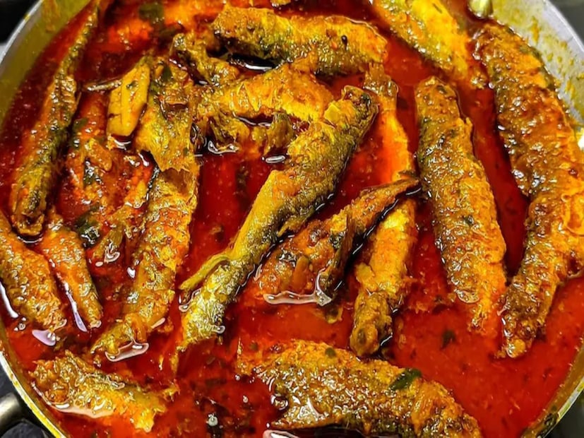 আমেরিকান হার্ট অ্যাসোসিয়েশন ওমেগা-৩ ফ্যাটি অ্যাসিডের উপকারিতা পেতে সপ্তাহে অন্তত দুবার ফ্যাটি মাছ খাওয়ার পরামর্শ দেয়। নিয়মিত খাওয়ার জন্য স্যামন, সার্ডিন, ট্রাউট বা ম্যাকেরেলের মতো কম পারদযুক্ত মাছ বেছে নেওয়া নিরাপদ।