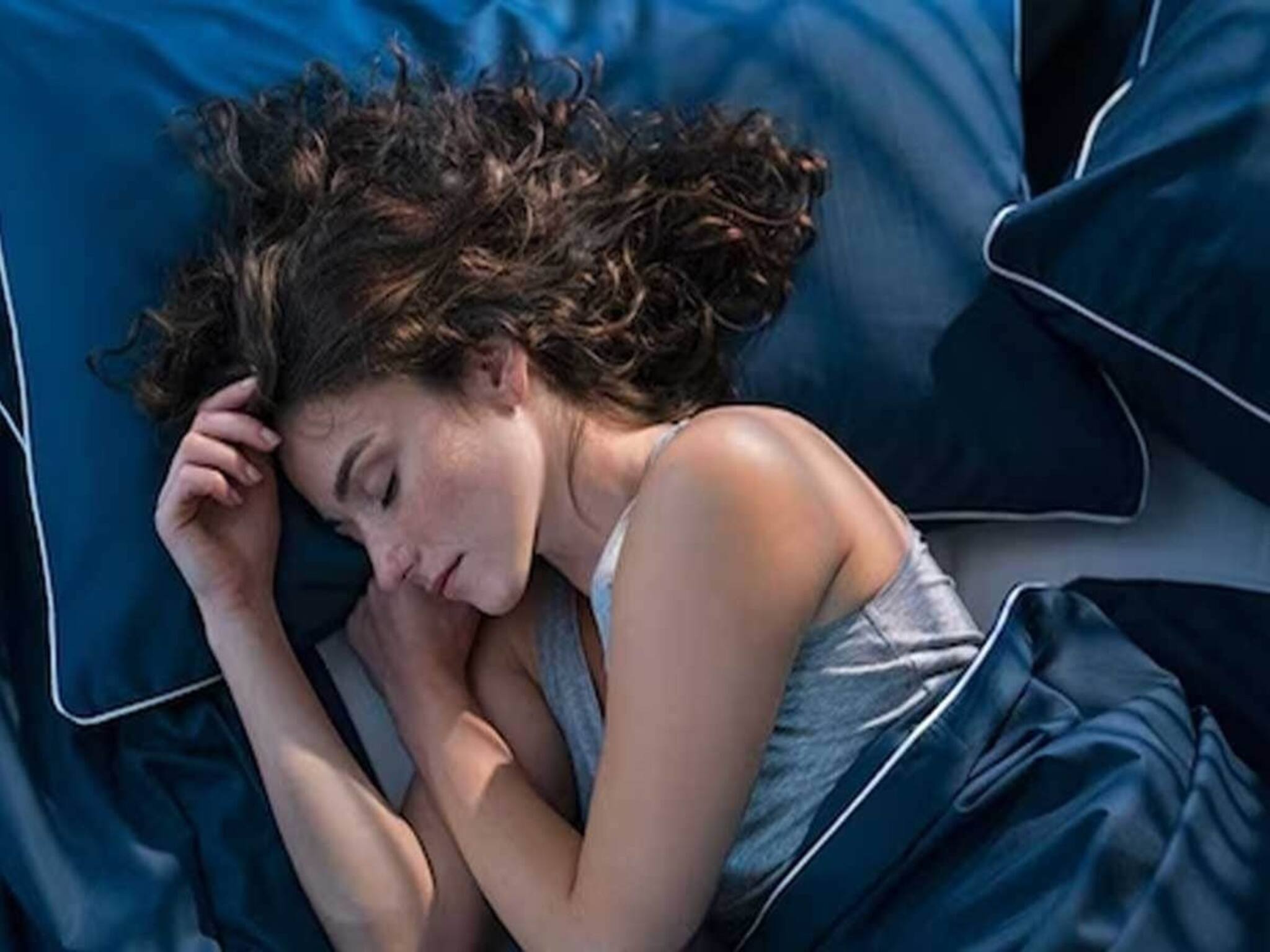 Age-Wise Sleep Chart: প্রতিদিন 'কত' ঘণ্টা ঘুমানো উচিত বলুন তো...? বয়স অনুযায়ী পাল্টে যাবে 'হিসেব'! চটপট দেখে নিন সম্পূর্ণ চার্ট