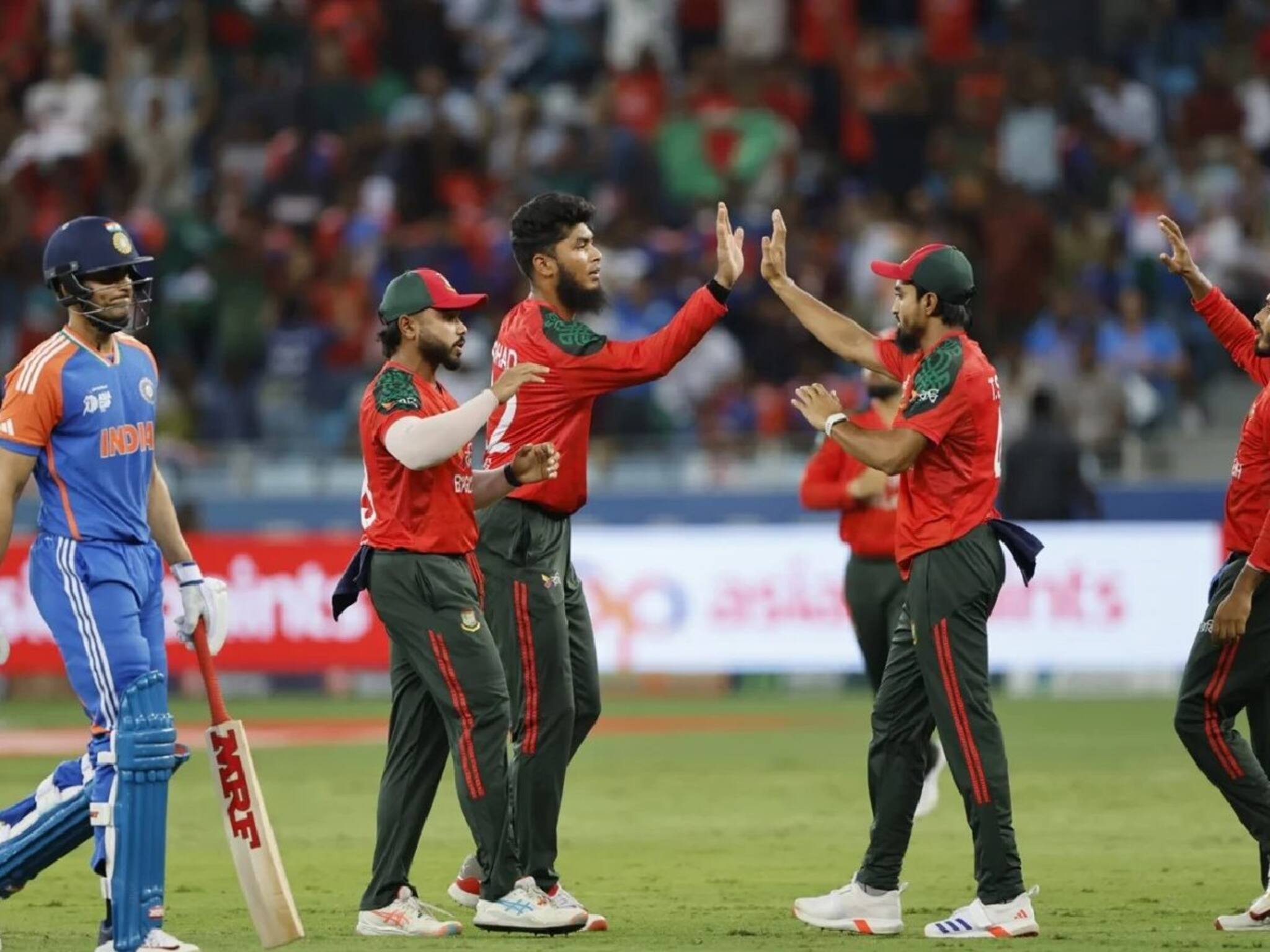 Ind vs Ban Asia Cup : বাংলাদেশ কি 'দ্বিতীয় শাকিব' পেয়ে গেল? ভারতের বিরুদ্ধে চোখে চোখ রেখে বোলিং, এই বোলার দেখার মতো