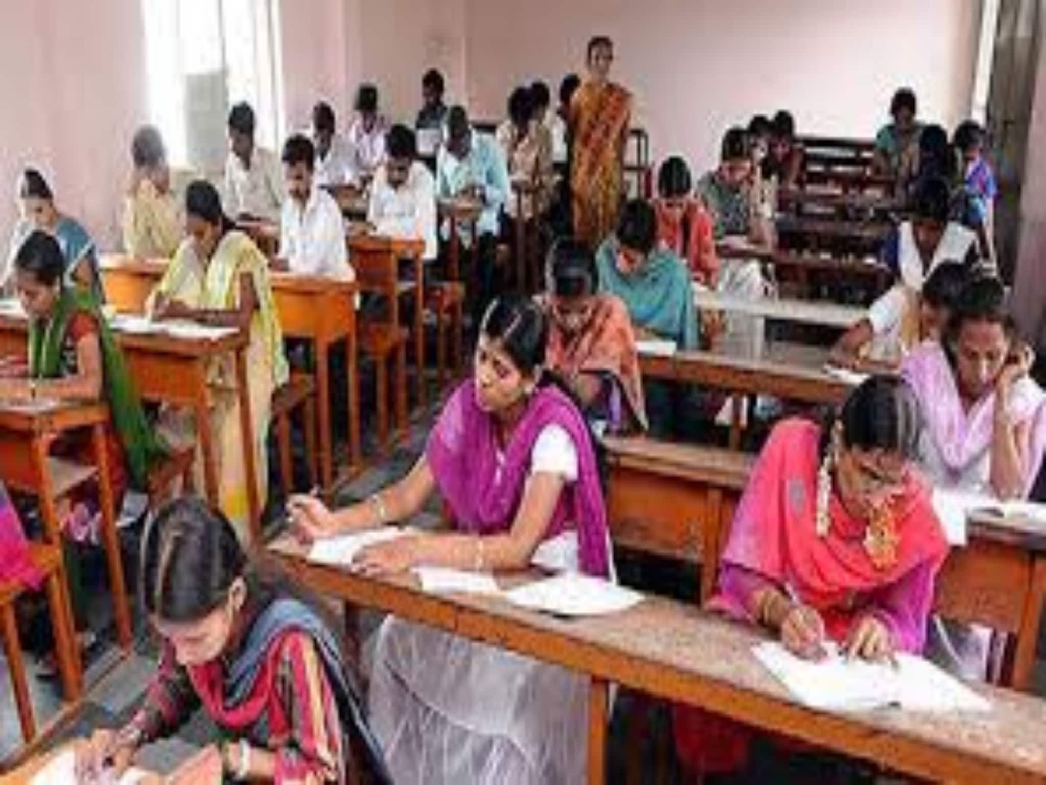 Primary Teacher Recruitment: আগামিকাল থেকেই শুরু প্রাথমিকে শিক্ষক নিয়োগ প্রক্রিয়া! বিপুল শূন্যপদ, দেখুন ভিডিও