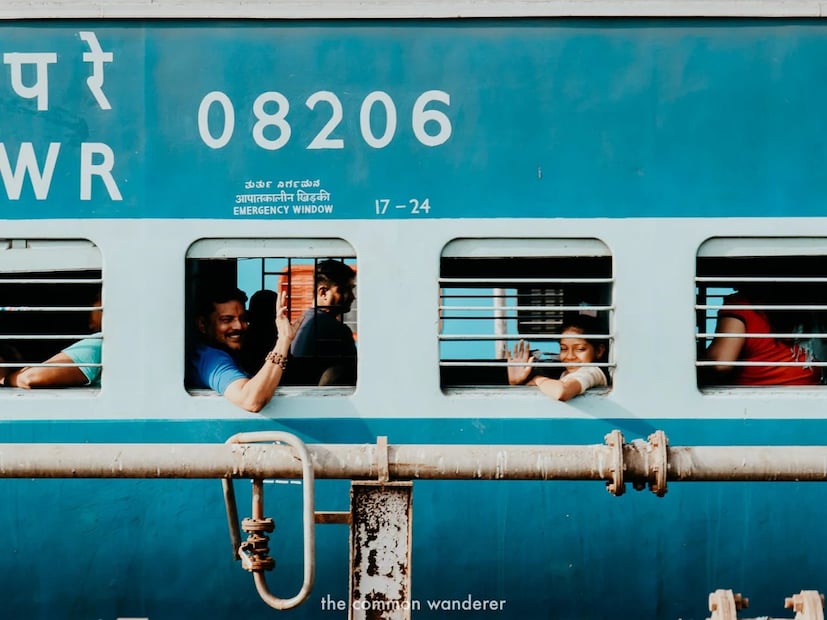 স্টেপ ১: নিজেদের IRCTC অ্যাকাউন্টে লগ ইন করতে হবে।
স্টেপ ২: এরপর ‘My Profile’ বিভাগে যেতে হবে।
স্টেপ ৩: এরপর ‘Aadhaar Authentication’ সিলেক্ট করতে হবে।
স্টেপ ৪: এরপর নিজেদের ১২-সংখ্যার আধার নম্বর লিখতে হবে।
স্টেপ ৫: এরপর রেজিস্টারড মোবাইল নম্বরে পাঠানো OTP ব্যবহার করে যাচাইকরণ প্রক্রিয়াটি সম্পূর্ণ করতে হবে।
