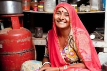 বিনামূল্যে গ্যাস সিলিন্ডার! কোন মহিলারা পাবেন জানেন? আবেদনে দরকার শুধু এই নথি!