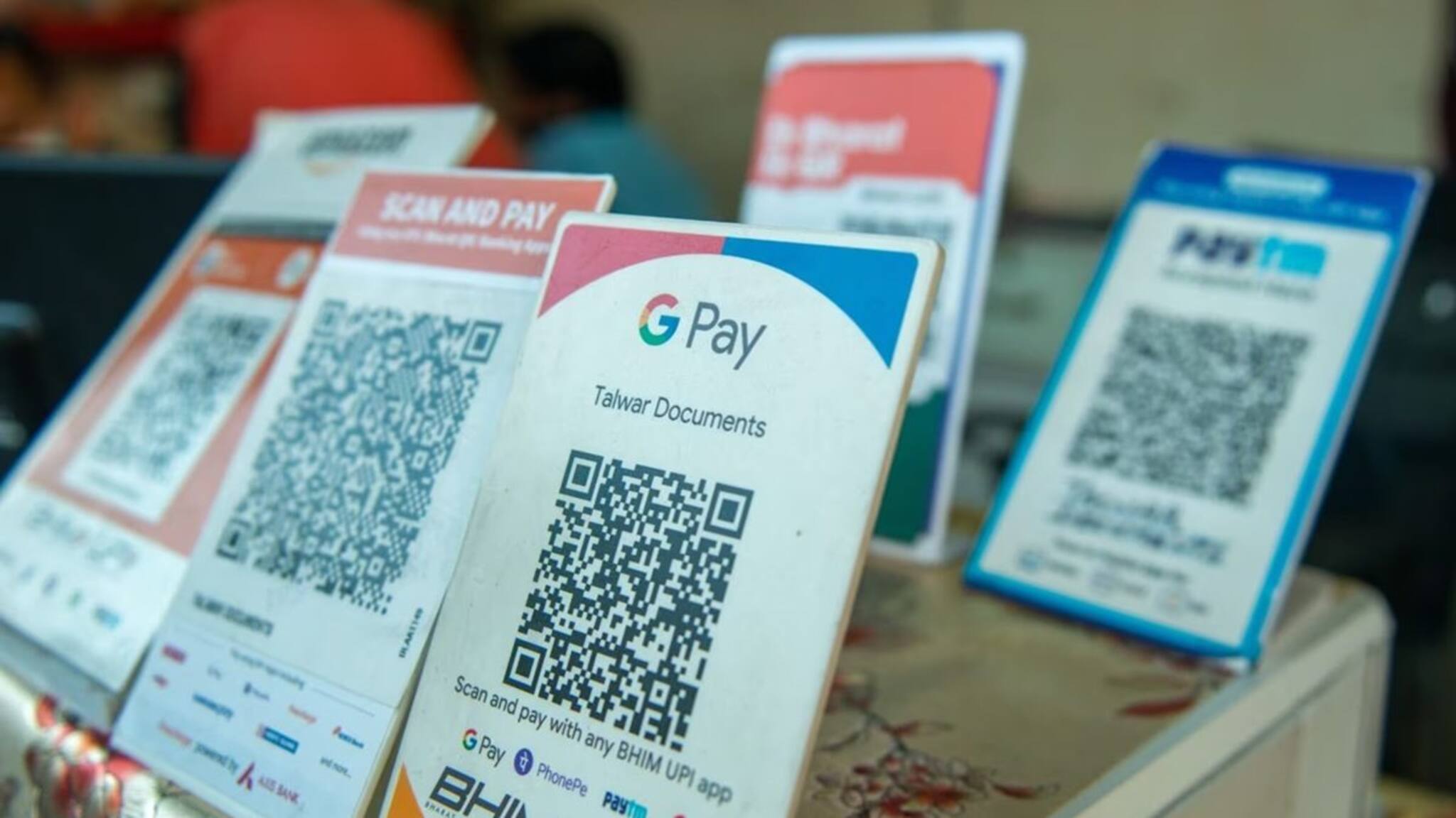 প্রতারণার নতুন উপায়! UPI-এর নাম শুনলেই ভয়ে কাঁপছেন বীরভূমের ব্যবসায়ীরা! হঠাৎ হলটা কী...