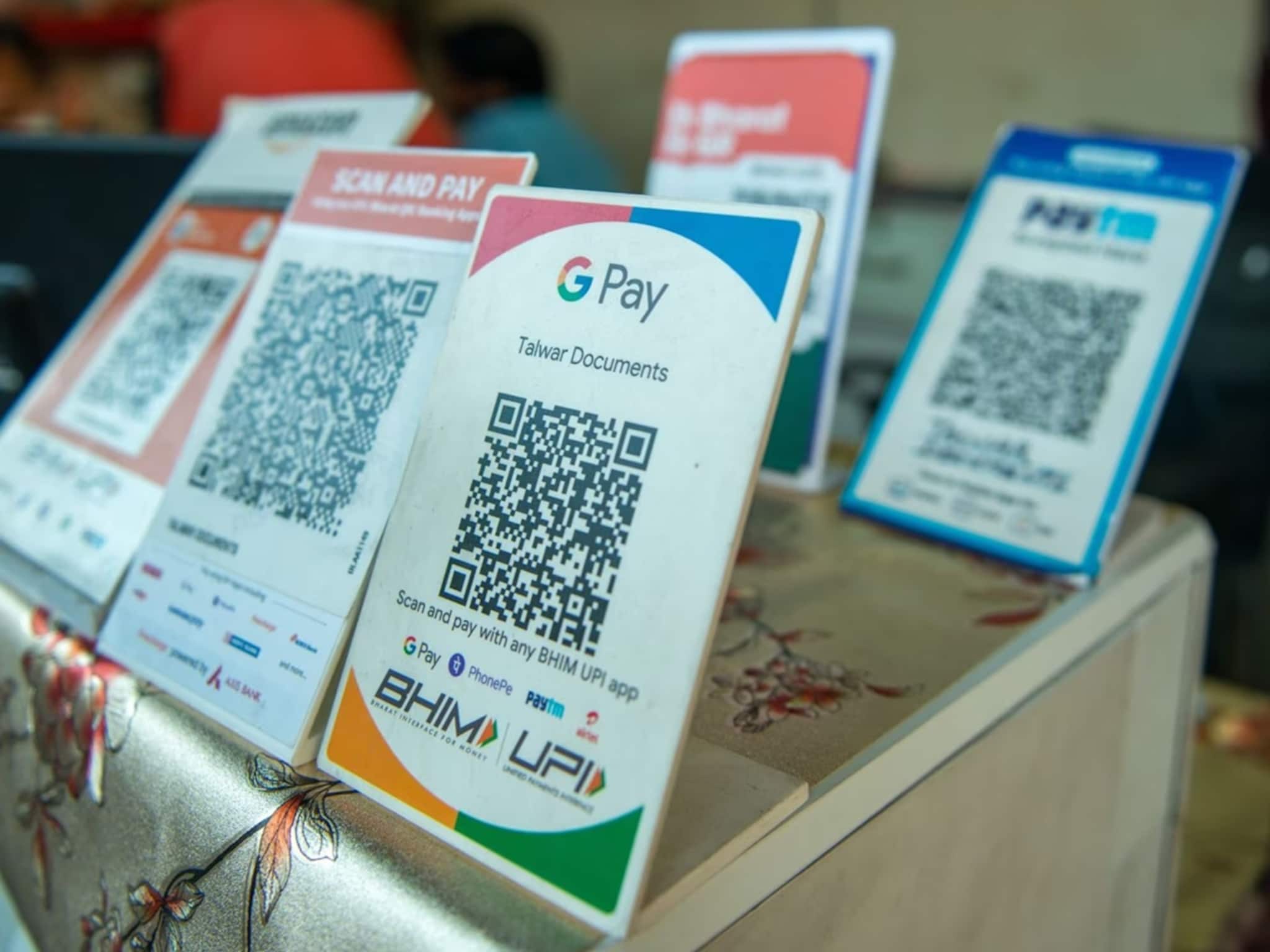 প্রতারণার নতুন উপায়! UPI-এর নাম শুনলেই ভয়ে কাঁপছেন বীরভূমের ব্যবসায়ীরা! হঠাৎ হলটা কী...