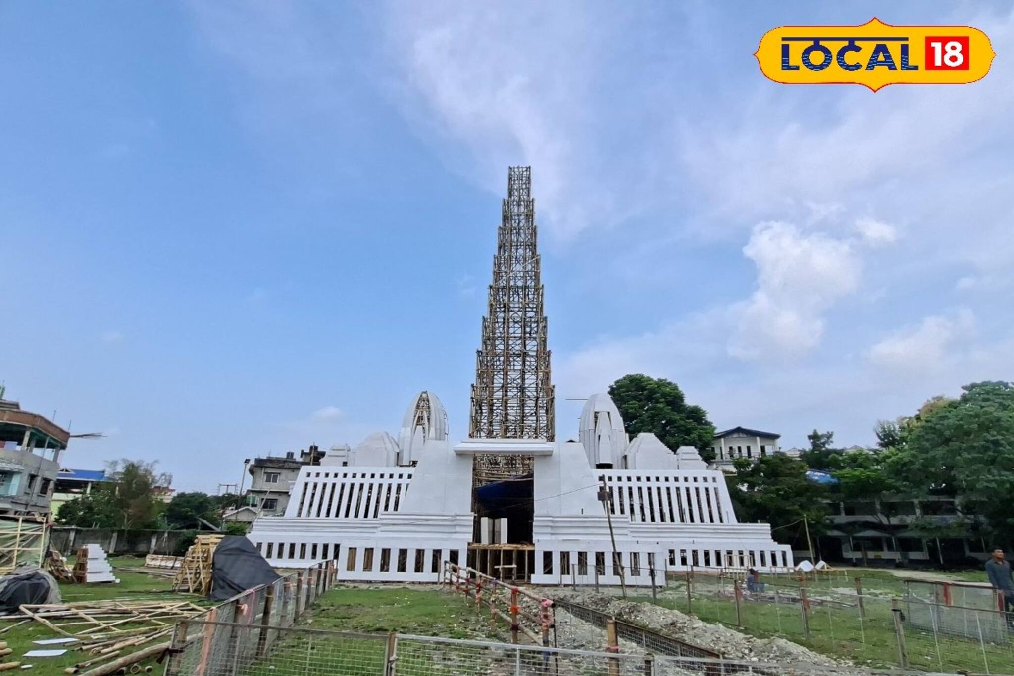 কলকাতার শিল্পীদের হাতে গড়ে উঠছে বৃন্দাবন, না দেখলে বড় মিস