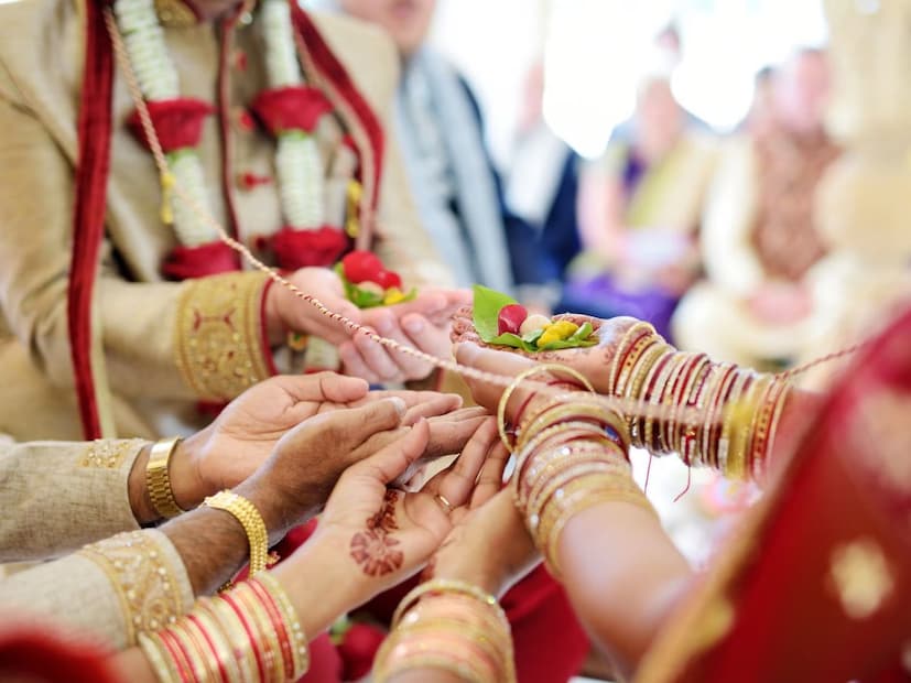 ২০২২ সালে ছোটু যাদব ওরফে বদ্রী যাদবের বড় ভাই মারা যান৷ তাঁর স্ত্রী ছিলেন গীতা কুমারী৷ দাদার মৃত্যুর পরে বৌদির সঙ্গে জোর যৌন সম্পর্ক তৈরি করতে থাকে দেওর৷ গীতার দাবি, এর ফলে সে বে কয়েকবার গর্ভবতী হয়ে পড়ে এবং ওষুধ খেয়ে গর্ভপাত করে৷ তবে শেষবার তিনি গর্ভপাত করাতে অসম্মত হন৷ 