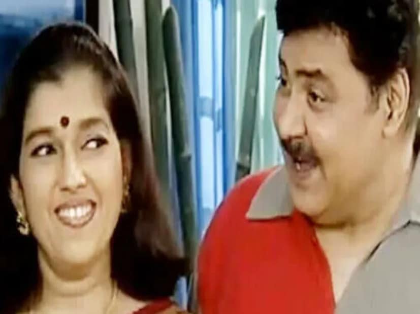 কিডনি বিকল হয়ে শেষ নিঃশ্বাস ত্যাগ করেন অভিনেতা সতীশ শাহ৷ শনিবারই অভিনেতার মৃত্যুর খবর নিশ্চিত করেন কৌতুক অভিনেতা জনি লিভার। দীর্ঘ চল্লিশ বছরের বন্ধুকে হারিয়ে শোকে ভেঙে পড়েছেন অভিনেতা।