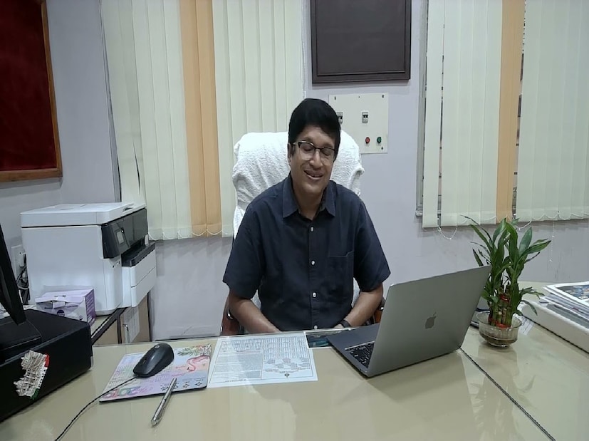 এছাড়াও, গৌড়বঙ্গ বিশ্ববিদ্যালয়ে আশিস ভট্টাচার্য, কাজি নজরুল বিশ্ববিদ্যালয়ে উদয় বন্দ্যোপাধ্য়ায়, রায়গঞ্জ বিশ্ববিদ্যালয়ে অর্ণব সেন, সাধু রামচাঁদ বিশ্ববিদ্যালয়ে চন্দ্রদীপা ঘোষ ও বিশ্ব বাংলা বিশ্ববিদ্যালয়ে আবু তালেবকে স্থায়ী উপাচার্য হিসাবে নিয়োগ করা হচ্ছে বলেই খবর। (রিপোর্টার-- সোমরাজ বন্দ্যোপাধ্যায়) 