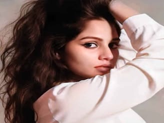 প্রেমিককে খুনের পর ঘি-মদ ঢেলে জ্বালিয়ে দিলেন ফরেনসিক ছাত্রী! জানলে শিউরে উঠবেন!