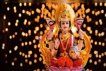 Diwali 2025 Puja Muhurat: দীপাবলিতে অফিস-বাড়িতে লক্ষ্মী পুজো করার সেরা সময় কখন? সঠিক সময়ে পুজোয় সম্পদে ভরবে সংসার