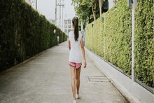 বয়স অনুযায়ী হাঁটার পরিমাণ আলাদা, রোজ যত খুশি হাঁটলে উল্টে শরীরের ক্ষতি! কতটা হাঁটবেন জানুন