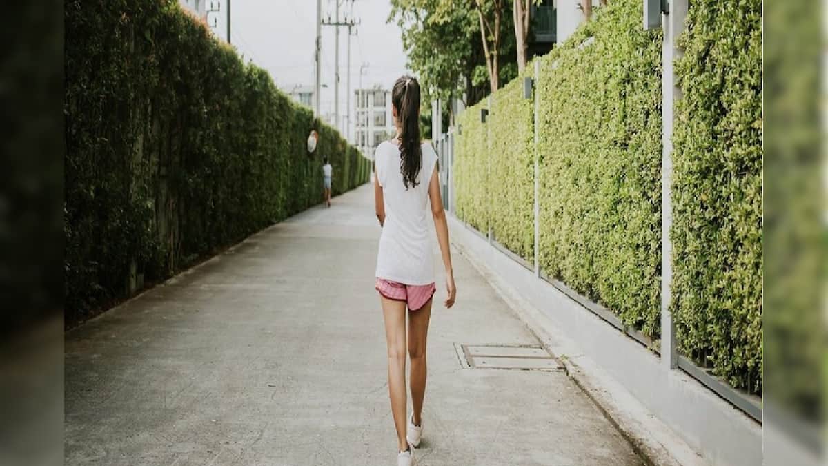 Walking by Age for Best Health: বয়স অনুযায়ী হাঁটার পরিমাণ আলাদা, রোজ যত খুশি হাঁটলে উল্টে শরীরের ক্ষতি! কতটা হাঁটবেন জানুন Walking by Age for Best Health: বয়স অনুযায়ী হাঁটার পরিমাণ আলাদা, রোজ যত খুশি হাঁটলে উল্টে শরীরের ক্ষতি! কতটা হাঁটবেন জানুন