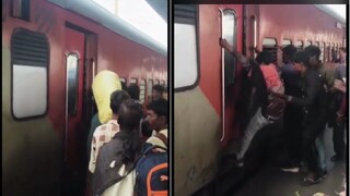 ট্রেনে ওঠার জন্য হুলূস্হূল-Photo Courtesy- PTI (Video Grab)