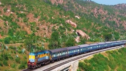 সেই সঙ্গে যাতায়াত ব্যবস্থাকেও উন্নত করবে, এবং এর মাধ্যমে ভুটানকে সর্বপ্রথম বার রেলওয়ে সংযোগ ব্যবস্থা প্রদান করা হবে, যা বাধাহীন পরিবহণে সহায়ক হয়ে উঠবে। সেই সঙ্গে যাতায়াত ব্যবস্থাকেও উন্নত করবে, এবং এর মাধ্যমে ভুটানকে সর্বপ্রথম বার রেলওয়ে সংযোগ ব্যবস্থা প্রদান করা হবে, যা বাধাহীন পরিবহণে সহায়ক হয়ে উঠবে।