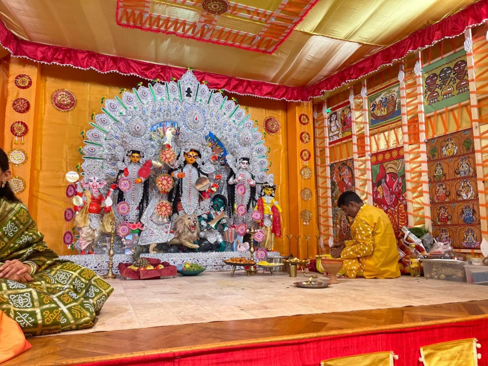 Durga Puja: নাচ-গান, খিচুড়ির টান...ষষ্ঠীর বোধন থেকে দশমী জমজমাট জার্মানির এরল্যাঙ্গেন-এর দুর্গাপুজোয়