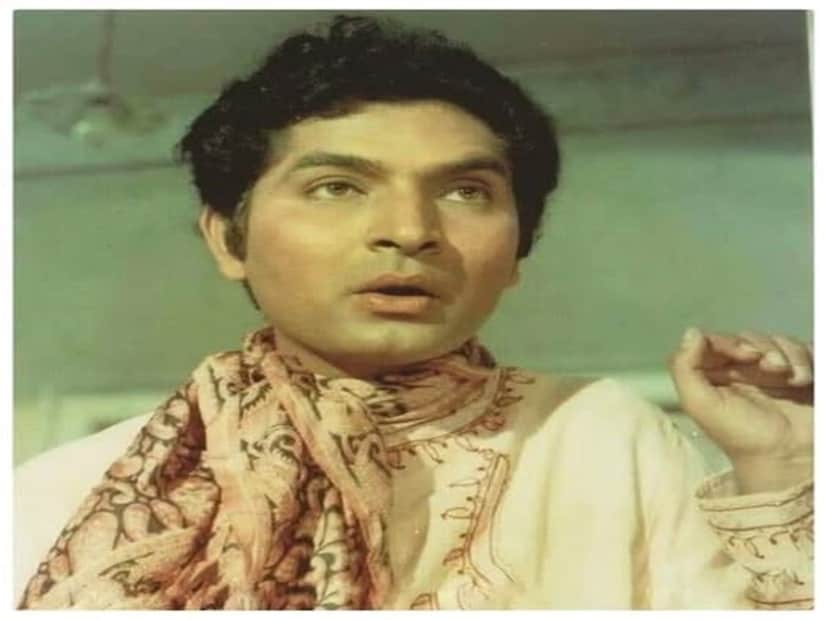তাঁরা চার বোন এবং তিন ভাই ছিল। কেউ কেউ পারিবারিক ব্যবসাতে গেলেও কিন্তু আসরানি সম্পূর্ণ ভিন্ন পথ বেছে নিয়েছিলেন। শোলেতে জেলর চরিত্রে এখনও সকলের মনে একইরকম দাগ কাটে৷