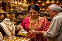 ধনতেরাসে যখন-তখন সোনা-রুপো কিনবেন না, এই বিশেষ সময়গুলিতে কিনলে তবেই সোনাদানা উপচে পড়বে