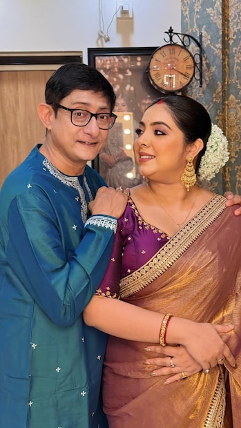 ওই বছরেই ২ নভেম্বর শ্রীময়ীর কোল আলো করে এসেছ তাঁদের সন্তান কৃষভি৷ Photo Courtesy- Facebook / Sreemoyee Chattoraj