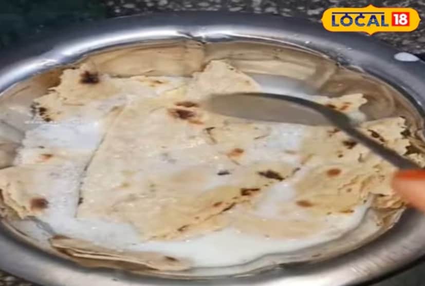 বিশেষ করে রাতে দুধ এবং রুটি খেলে ঘুম ভাল হয়। এটি দ্রুত, গভীর এবং আরামদায়ক ঘুমের জন্য হরমোন সক্রিয় করে। অনিদ্রায় ভুগছেন এমন ব্যক্তিদের জন্য এটি বিশেষভাবে উপকারী।