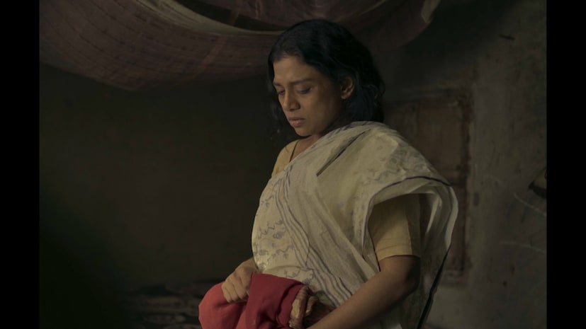 ইতিমধ্যেই সমালোচকদের প্রশংসা পেয়েছে দ্য এক্সাইল। ছবিটি ফিল্ম বাজার রেকমেন্ডস অ্যাওয়ার্ড (এনএফডিসি ফিল্ম বাজার, ২০২৩) প্রাপক এবং জাগরণ ফিল্ম ফেস্টিভাল ২০২৫-এ অফিসিয়াল সিলেকশনের সম্মান পেয়েছে। সমালোচকরা এই ছবির গল্প বলার ধরন এবং অভিনেতাদের অভিনয় শক্তির প্রশংসা করেছেন, অর্ঘ্য রায়, অর্পিতা দে, আদৃতা দে এবং সৌম্য মজুমদারের কথা বিশেষ করে বলতে হয়!