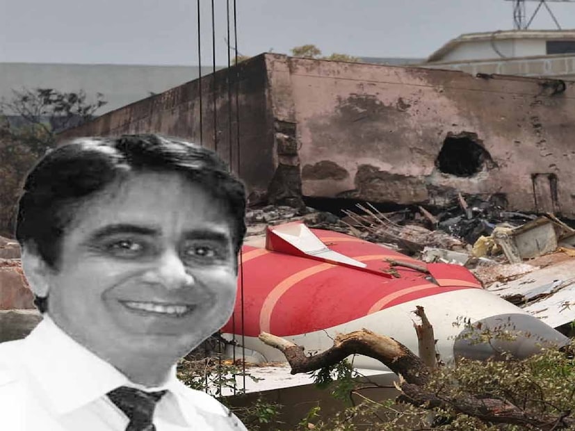চার মাস কেটে গিয়েছে এয়ার ইন্ডিয়া ফ্লাইট ১৭১-এর মর্মান্তিক দুর্ঘটনার। যা প্রাণ কেড়েছিল ২৬০ জন মানুষের। দুর্ঘটনার আসল কারণ এখনও পর্যন্ত জানা না গেলেও, তা নিয়ে পাইলটের দিকে আঙুল তুলতে দ্বিধা করছেন না কেউ।