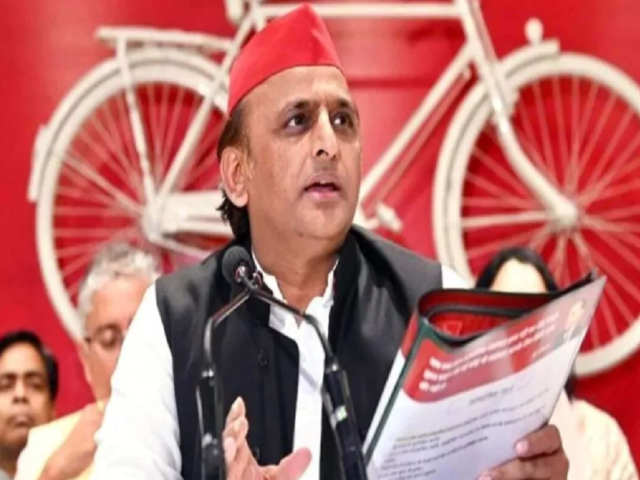 BJP-কে SIR তোপ অখিলেশের, কমিশনের নিরপেক্ষতা নিয়েও প্রশ্ন