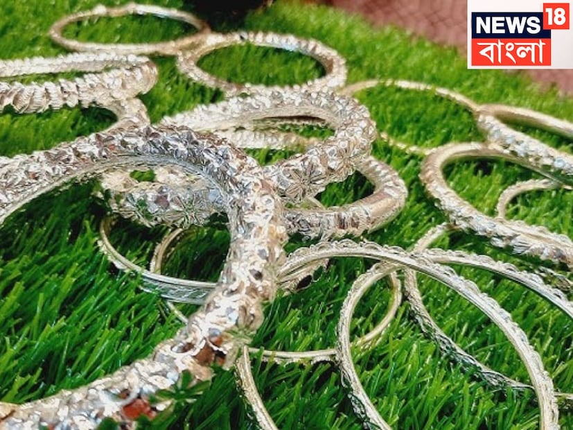 ১০ গ্রামের দাম ১৮,৯০০ টাকা, বুধবারের দাম ছিল ১৯,০০০ টাকা, বুধ (কমেছে ১০ টাকা) ৷ প্রতীকী ছবি ৷