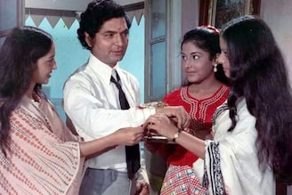 ব্যবসায়ীর ছেলে, জয়পুর থেকে পাড়ি দিয়েছিলেন মুম্বইয়ে; স্টারডমের চেয়েও বড় ছিল পরিবার, আসরানি