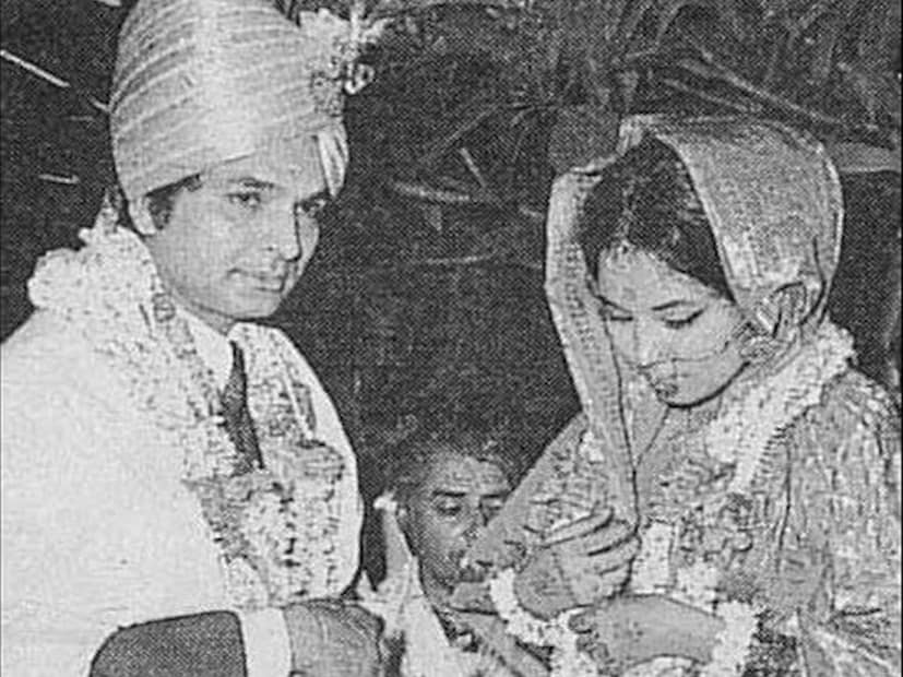 আসরানি রেখে গিয়েছেন স্ত্রীকে- তিনি এবং মঞ্জু আসরানি ৫০ বছরেরও বেশি সময় ধরে বিবাহিত। মঞ্জু সর্বদা স্বামীর কেরিয়ার এবং ব্যক্তিগত জীবনে সবচেয়ে বড় সমর্থক ছিলেন। আজ কি তাজা খবর এবং নমক হারাম ছবির সেটে অভিনেত্রী মঞ্জুর সঙ্গে আসরানির দেখা হয়েছিল। অভিনয়ের প্রতি প্রেম তাঁদের কাছে এনেছিল। এই দম্পতি ‘তপস্যা’, ‘চাঁদি সোনা’, ‘জান-এ-বাহার’, ‘নালায়ক’, ‘সরকারি মেহমান’, ‘নারদ বিবাহ’ এবং ‘চোর সিপাহি’-র মতো বেশ কয়েকটি ছবিতে একসঙ্গে কাজ করেছিলেন। ‘আজ কি তাজা খবর’ ছবিতে চম্পক বুমিয়ার চরিত্রে অভিনয় আসরানিকে ফিল্ম ফেয়ার সেরা কৌতুকাভিনেতার পুরস্কার এনে দিয়েছিল, যেখানে মঞ্জু কেশরী দেশাইয়ের চরিত্রে অভিনয় করেছিলেন।