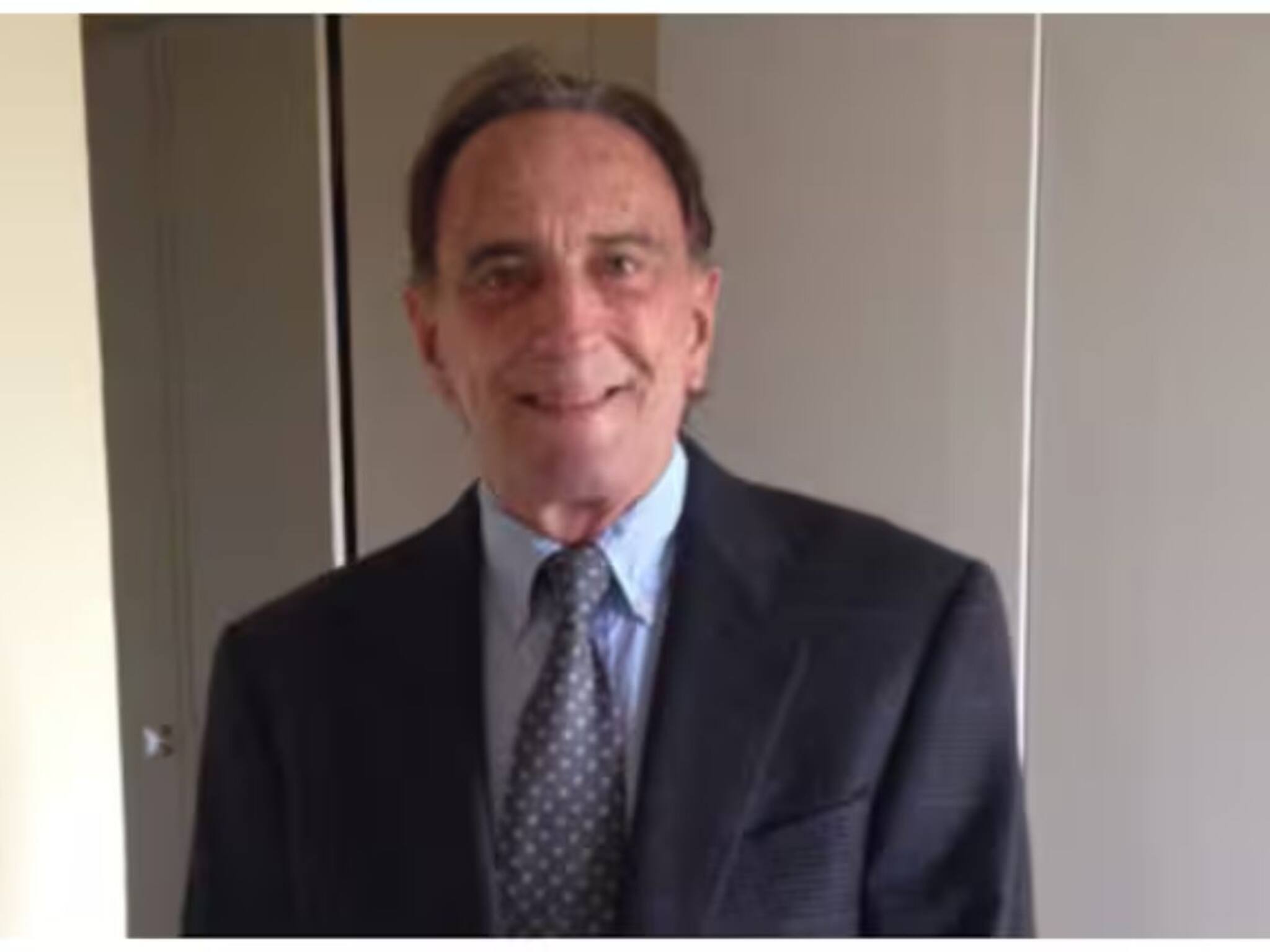 Bizarre News: বড় ছেলের বয়স ৬৫, ৯২ বছরে ফের বাবা হলেন চিকিত্‍সক! স্ত্রীর বয়স শুনলে চমকে যাবেন