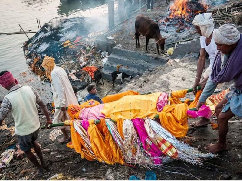 Banaras: শতাব্দী প্রাচীন কাল থেকে মোক্ষলাভের দরজা বলা হয় বারাণসীকে, কিন্তু এই পাঁচ মৃতদেহের দাহ হয় না এখানের শশ্মানে Banaras: শতাব্দী প্রাচীন কাল থেকে মোক্ষলাভের দরজা বলা হয় বারাণসীকে, কিন্তু এই পাঁচ মৃতদেহের দাহ হয় না এখানের শশ্মানে