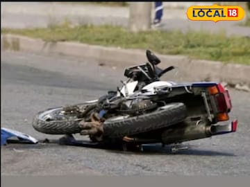 মোহনপুর ব্রিজে পথ দুর্ঘটনায় মৃত্যু বাইক চালকের, আহত আরোহী  মোহনপুর ব্রিজে পথ দুর্ঘটনায় মৃত্যু বাইক চালকের, আহত আরোহী