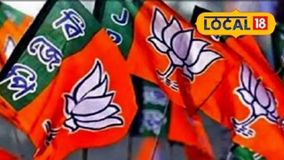 বিজেপির অবরোধ চলাকালীন পুলিশের উপস্থিতিতে ধুন্ধুমার । প্রতীকী ছবি বিজেপির অবরোধ চলাকালীন পুলিশের উপস্থিতিতে ধুন্ধুমার । প্রতীকী ছবি