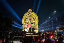দুর্গাপুজোর ভাসান, বাড়ির ছাদ থেকে ছোঁড়া হল বোতল-পাথর, রাত দুটোর সময় ধুন্ধুমার