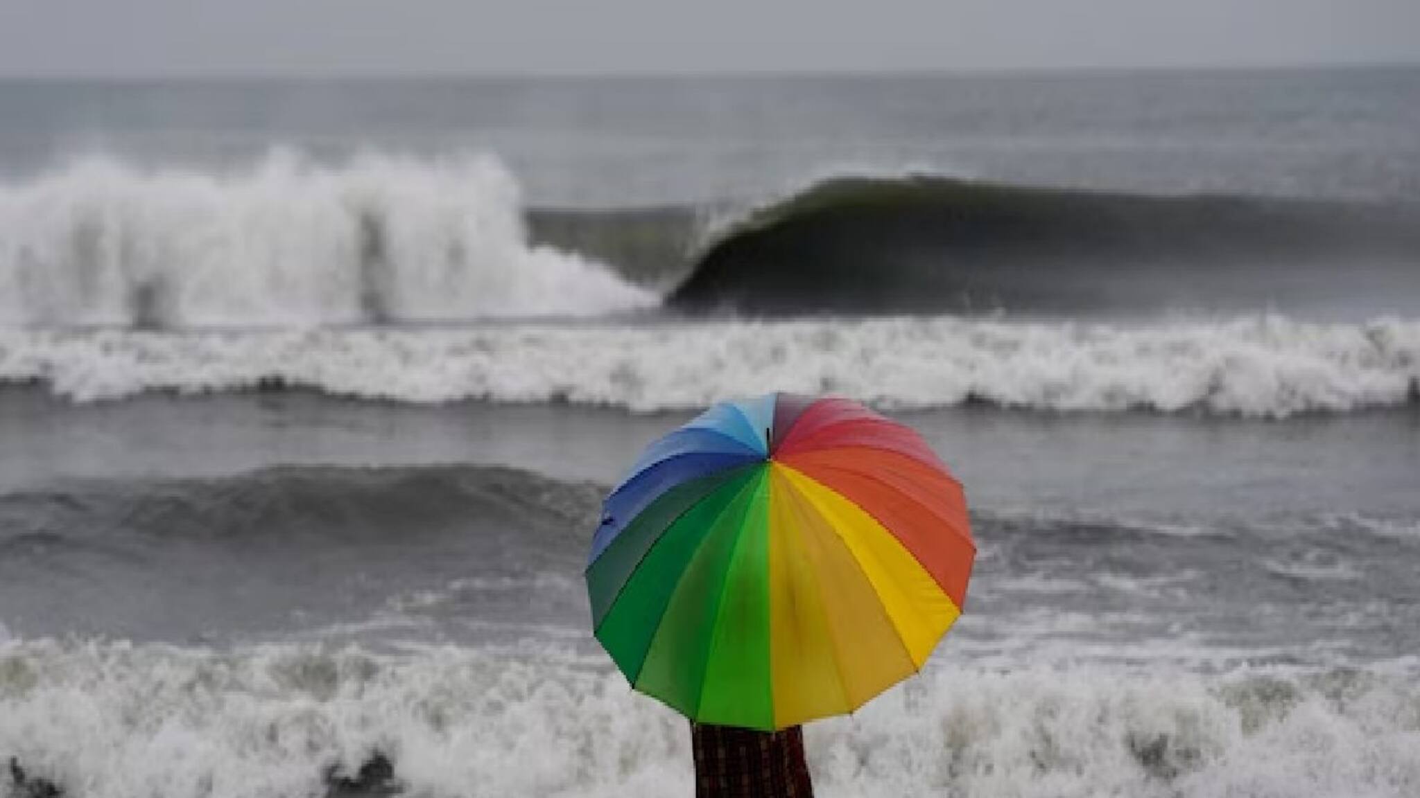 Cyclone Montha West Bengal Alert: ঘূর্ণিঝড়ের প্রভাবে ঝড় বৃষ্টির সম্ভাবনা দক্ষিণের একাধিক জেলায়