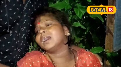 কান্নায় ভেঙে পড়েছেন মৃতের স্ত্রী কান্নায় ভেঙে পড়েছেন মৃতের স্ত্রী