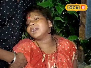 কান্নায় ভেঙে পড়েছেন মৃতের স্ত্রী