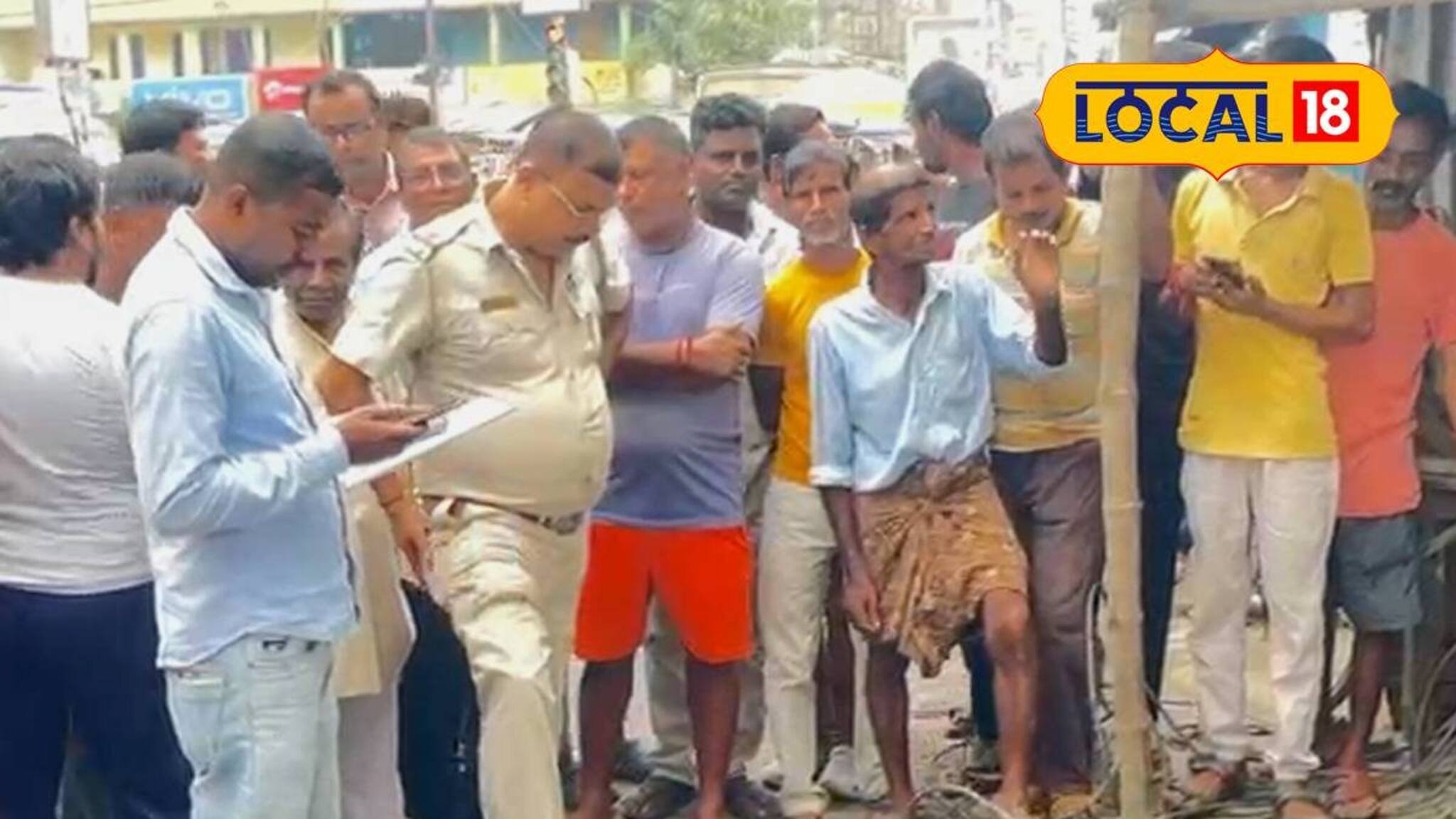 ড্রেনের ভিতর 'ওটা' কী? শহরের প্রাণকেন্দ্রে নর্দমা থেকে যা উদ্ধার হল, ছুটে এল পুলিশ