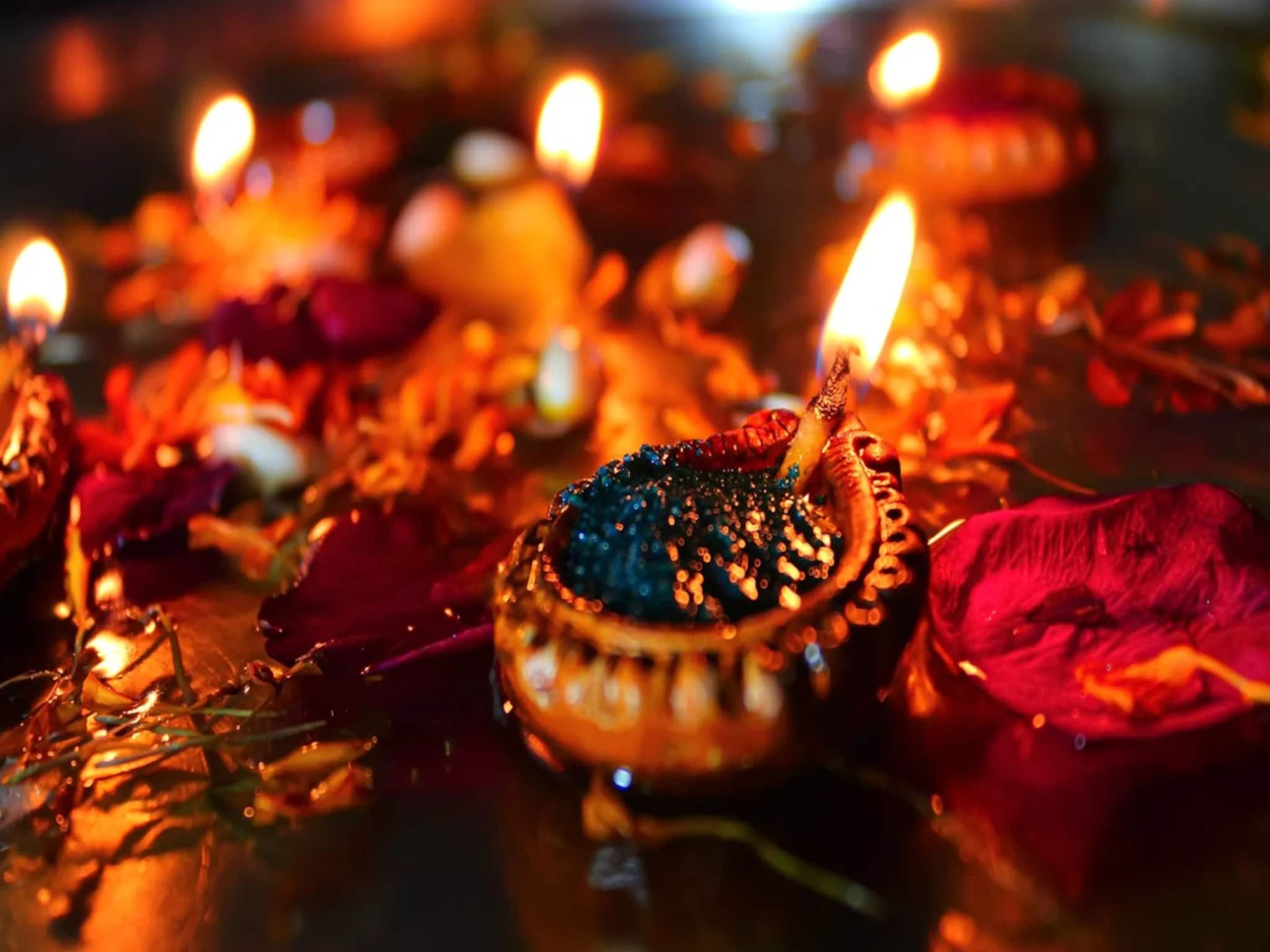 Bhoot Chaturdashi 2025: ভয়ঙ্কর 'এই' রাত...! ভূত চতুর্দশীতে খবরদার ভুলেও করবেন না এই কাজ, পিছু ছাড়বে না কালো ছায়া
