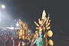 উত্তরবঙ্গের আকাশে ঘন কালো মেঘ, ঝমঝমিয়ে বৃষ্টি, দুর্গাপুজোর কার্নিভাল ঘিরে বড় আশঙ্কা