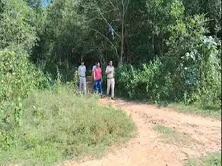 দুর্গাপুরের এই জঙ্গলেই ছাত্রীর উপরে নির্যাতন চলে৷ 