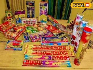 আতশবাজি বিক্রেতাদের পাশে প্রশাসন, ব্যবসায়ীরা পেলেন পরিবেশবান্ধব বাজি বিক্রির লাইসেন্স