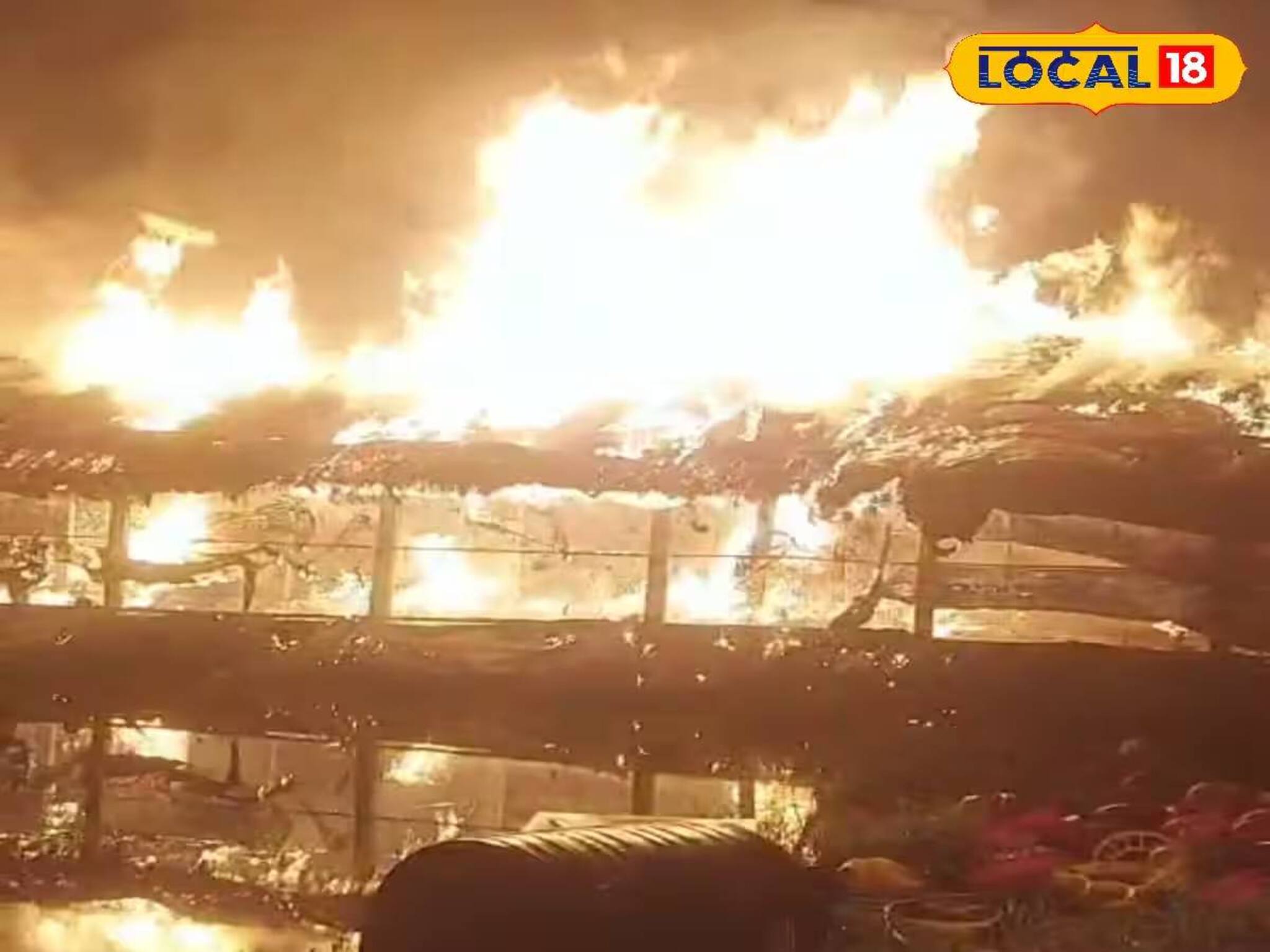 পাথরপ্রতিমায় পোলট্রি ফার্মে আগুন! দমকল আসার আগেই পুড়ে ছাই সব, কীভাবে ঘটল এই দুর্ঘটনা?