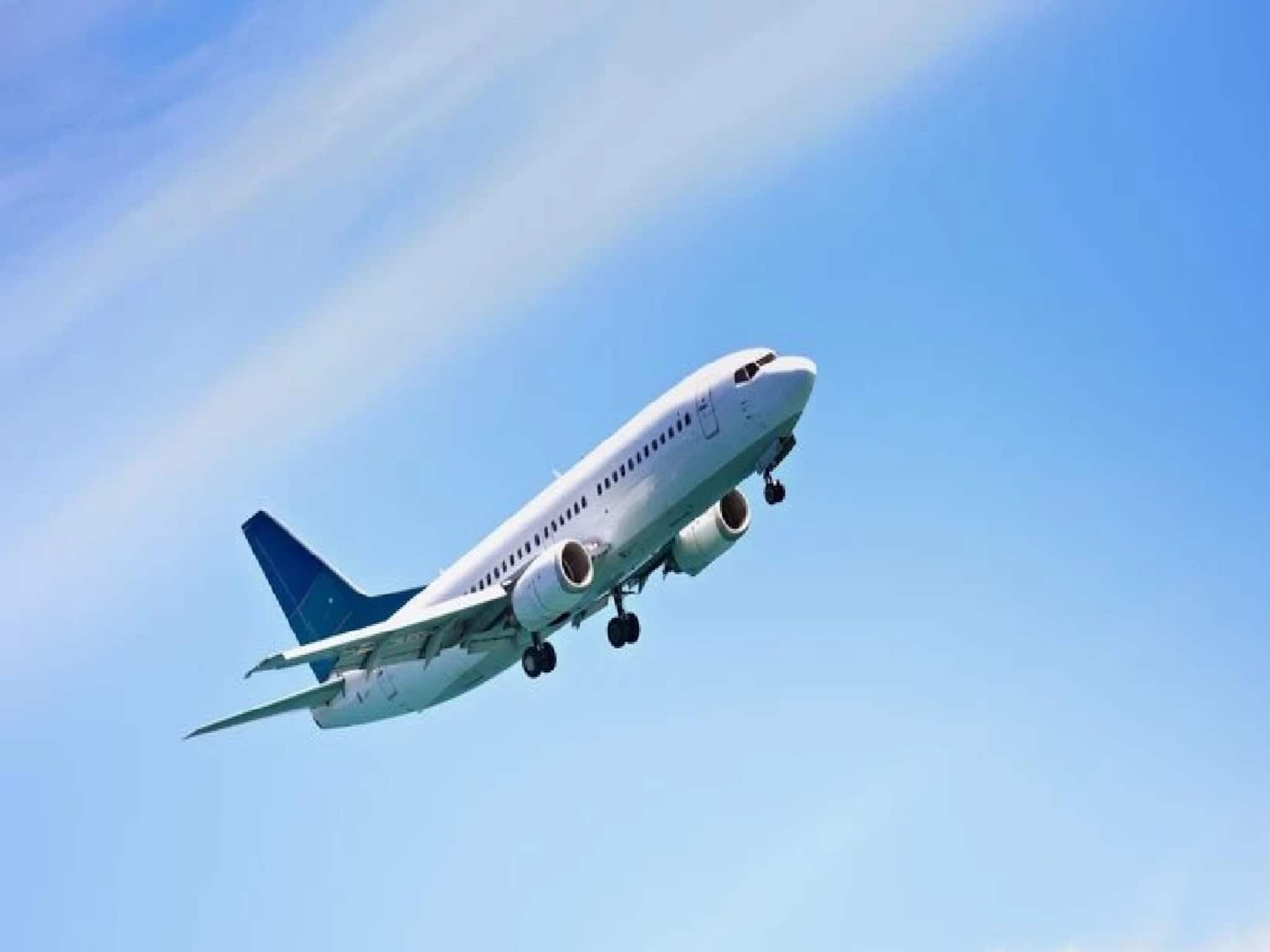 New Flight Route: বাগডোগরা থেকে সোজা ইম্ফল, আগরতলা! উত্তর-পূর্ব বেড়ানো এবারে অর্ধেক সময়ে, জানুন বিমানের সময়সূচি